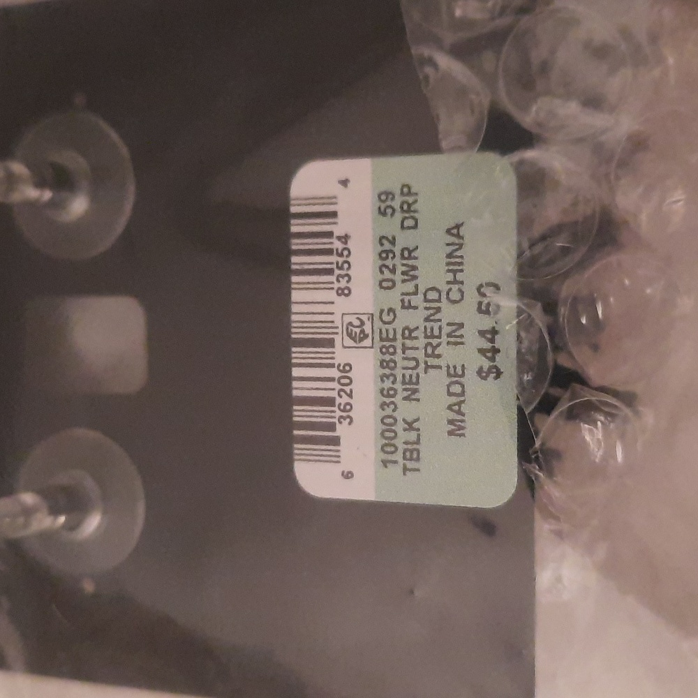 NWT INC RHINESTONE FLOWER DROP EARRINGS - Picture 4 of 4